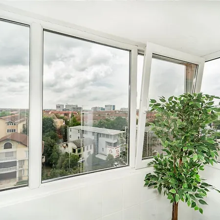 Panoramic With Public Parking Tpark Paid By Us In