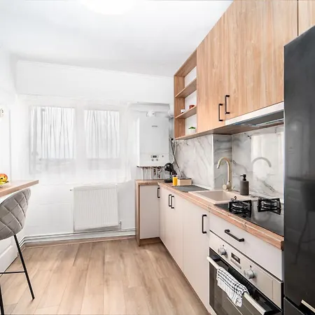 Apartament Panoramic With Public Parking Tpark Paid By Us In *