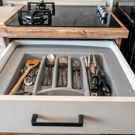 Panoramic With Public Parking Tpark Paid By Us In