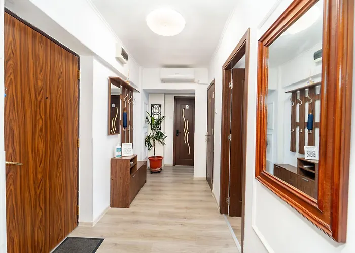 Panoramic With Public Parking Tpark Paid By Us In Apartament *