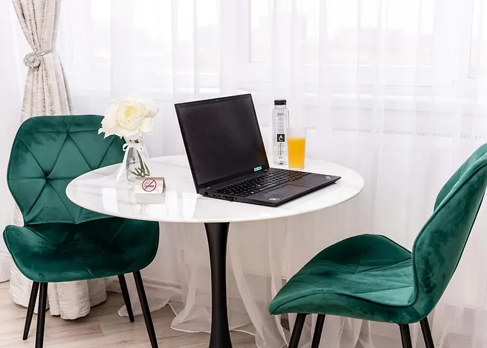 Panoramic With Public Parking Tpark Paid By Us In Apartament Timişoara