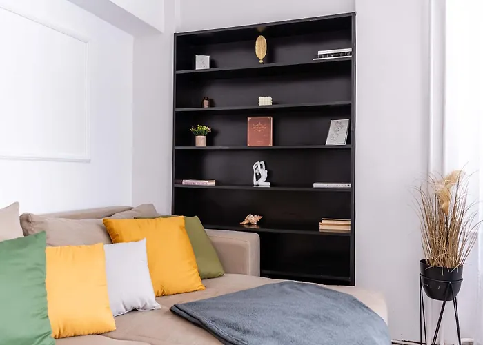 Panoramic With Public Parking Tpark Paid By Us In *