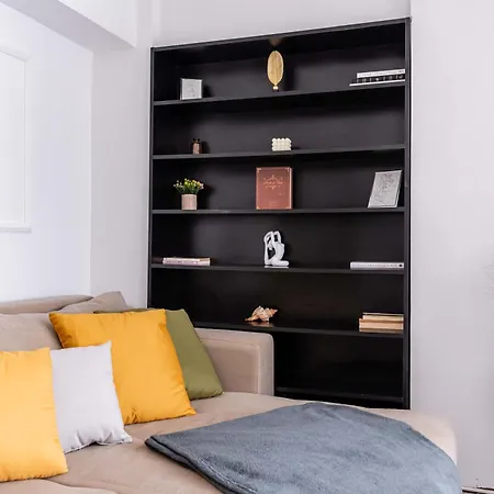 Panoramic With Public Parking Tpark Paid By Us In *